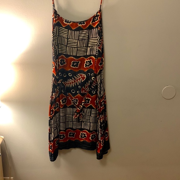 Casual dress - Picture 3 of 3